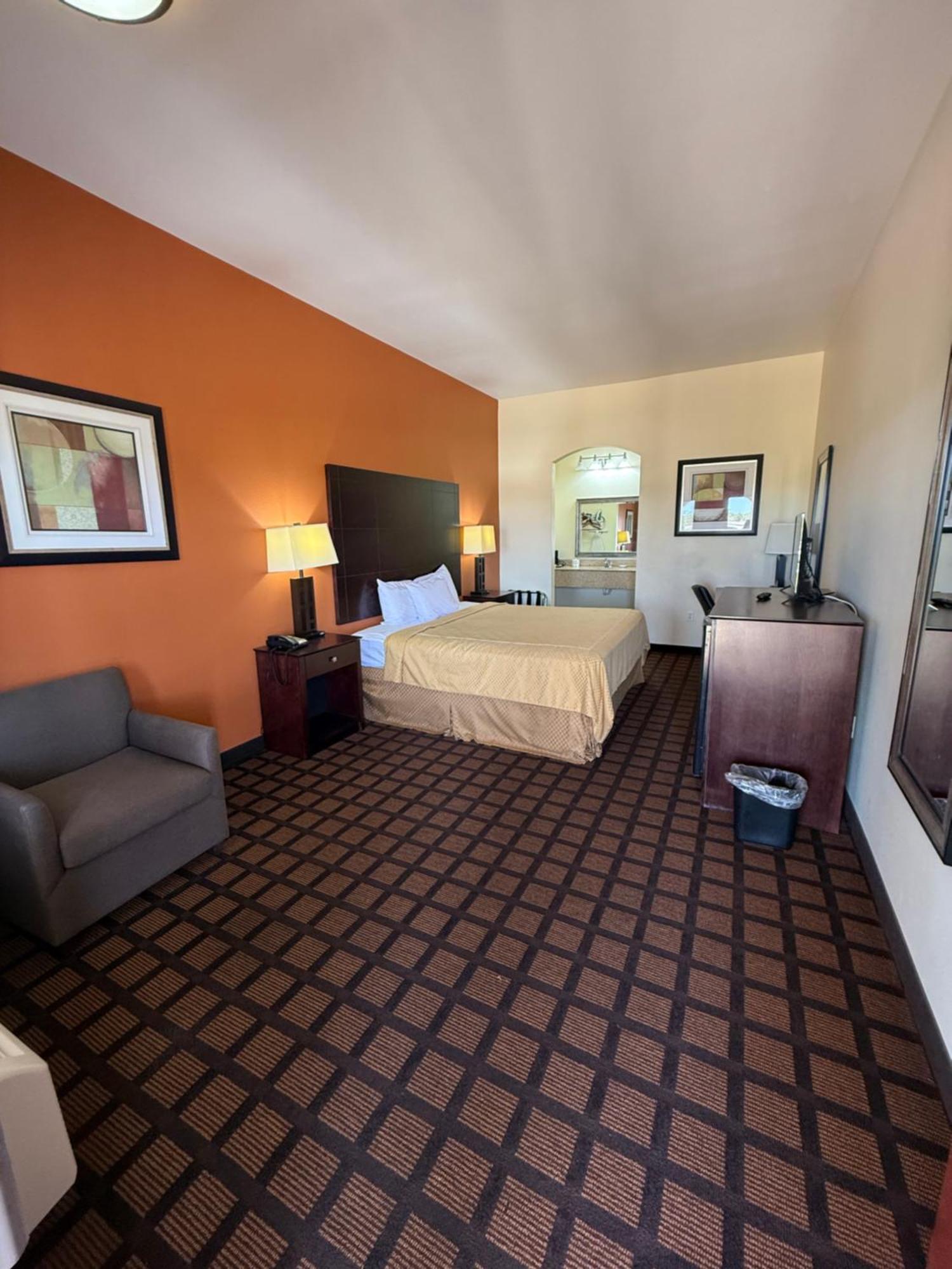 Executive Inn And Suites Pittsburg Esterno foto