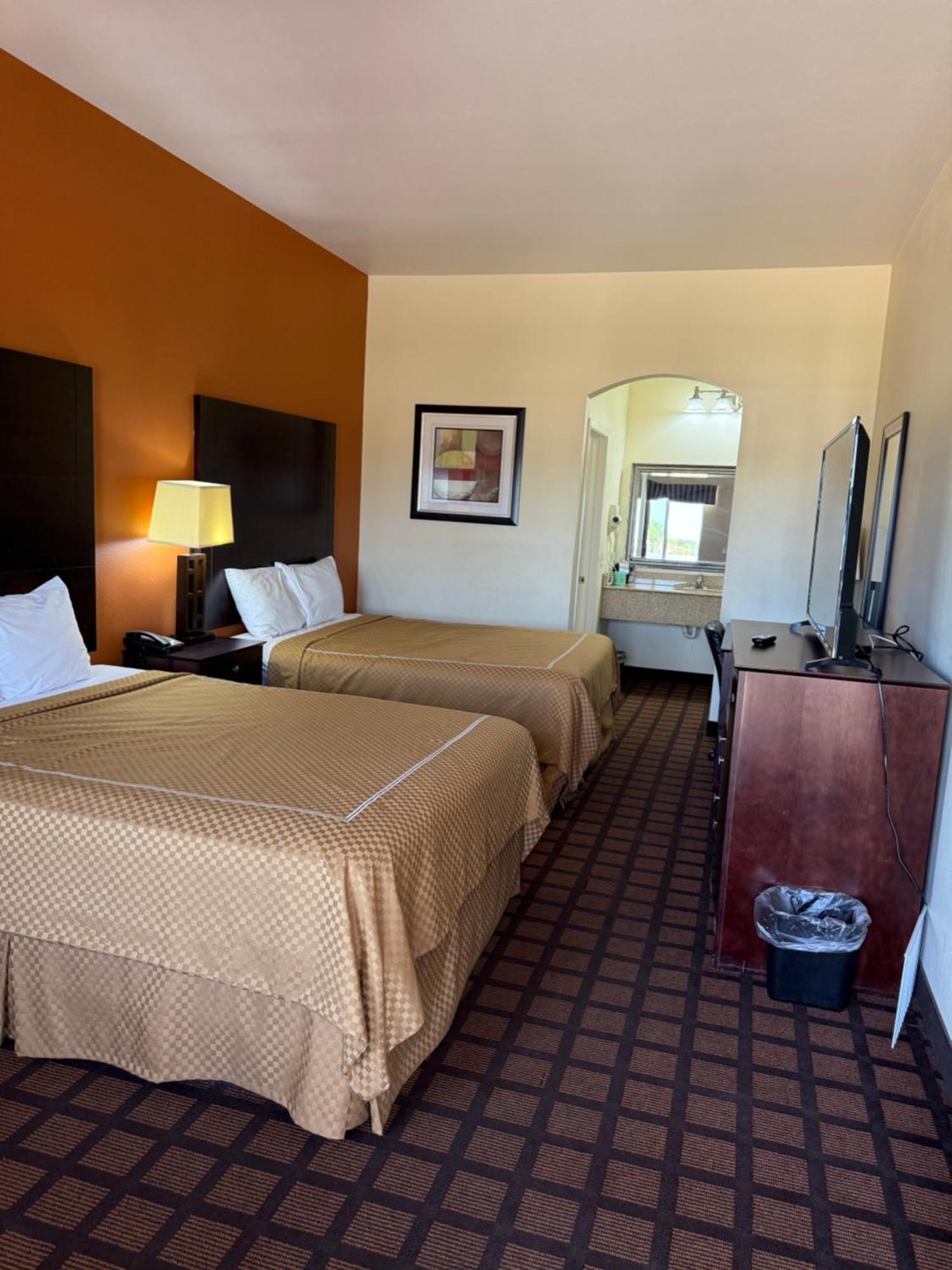 Executive Inn And Suites Pittsburg Esterno foto